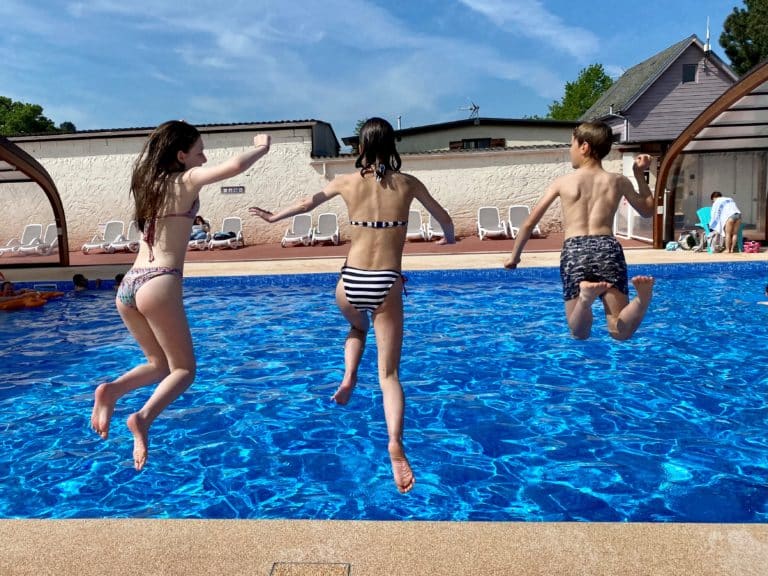 camping avec piscine près de deauville