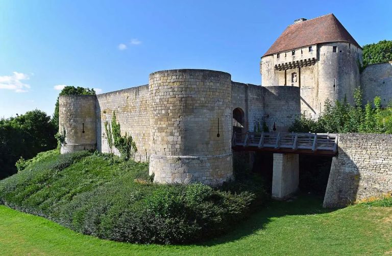 Chateau de Caen Histoire, visite et tarifs du château de Caen en