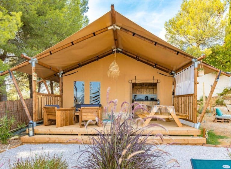 Hébergement de camping pour randonneurs au Camping L’Escapade